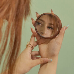 آینه جیبی نیکا