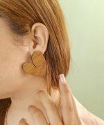 گوشواره چوبی طرح قلب دفرمه