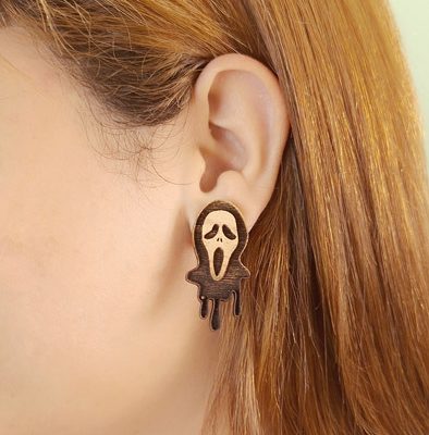 گوشواره چوبی طرح شبح