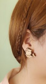 گوشواره چوبی طرح پری گربه‌ای