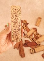 بوکمارک چوبی طرح باغ بهار